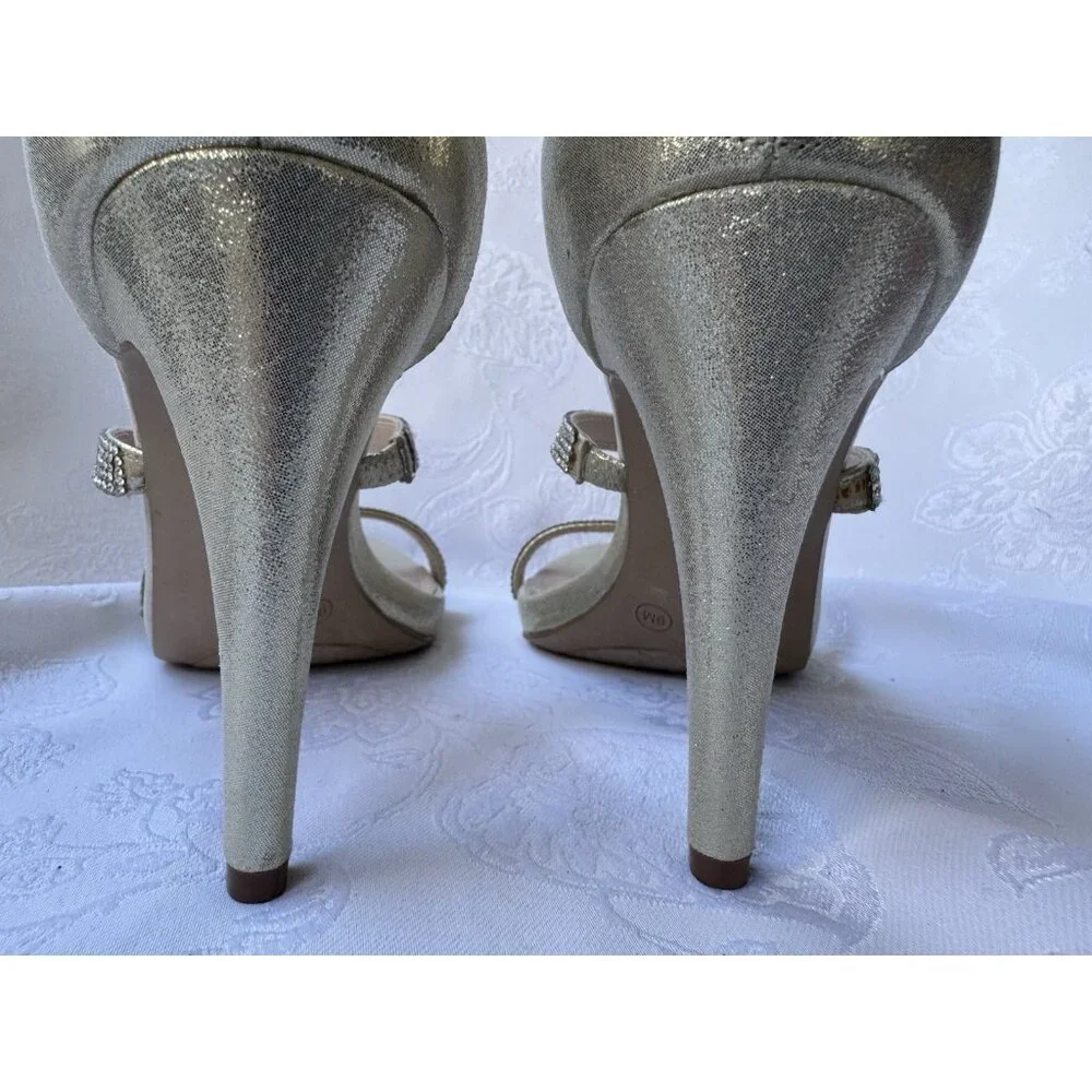 Kelly & Katie Sz 9 M Gold Metallic Courtney Jeweled Stiletto Heels Party